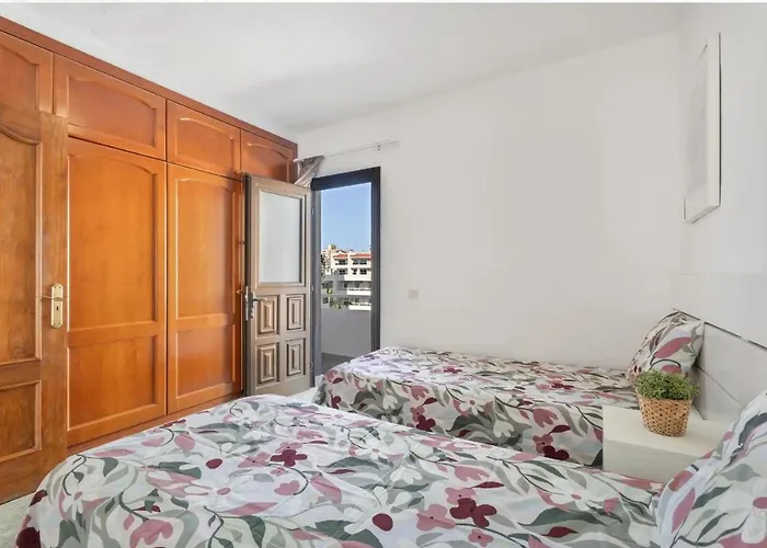 Ocean Breeze Penthouse Floritas Apartment *