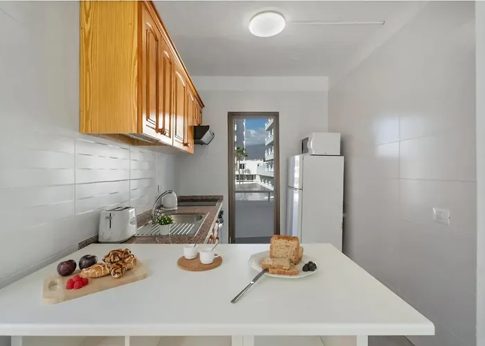 Ocean Breeze Penthouse Floritas *